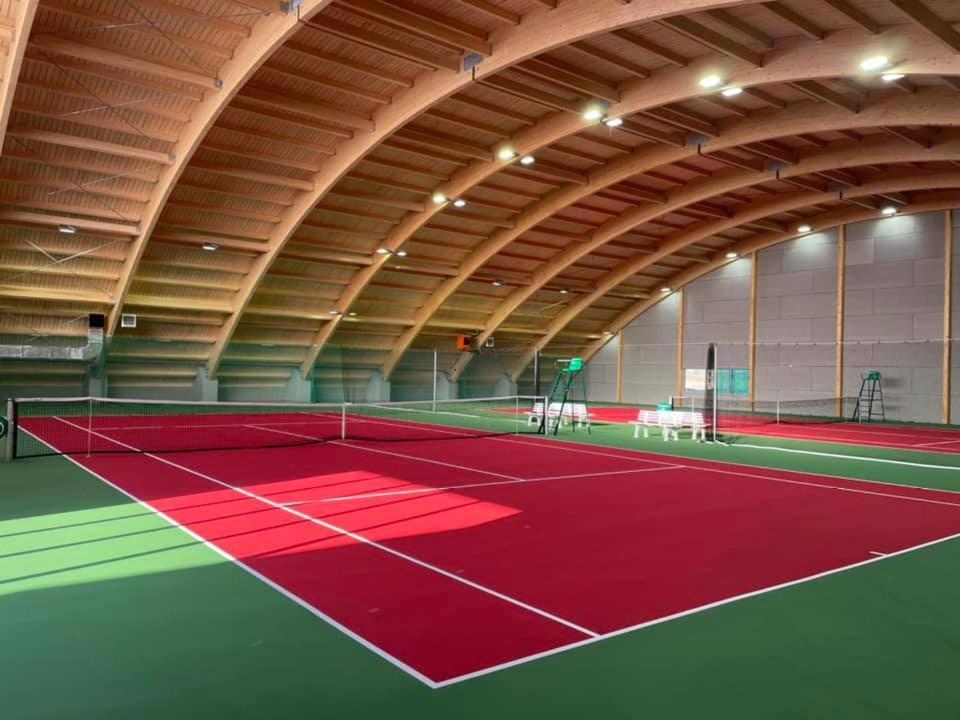 מלון Kravaře Buly Arena מראה חיצוני תמונה